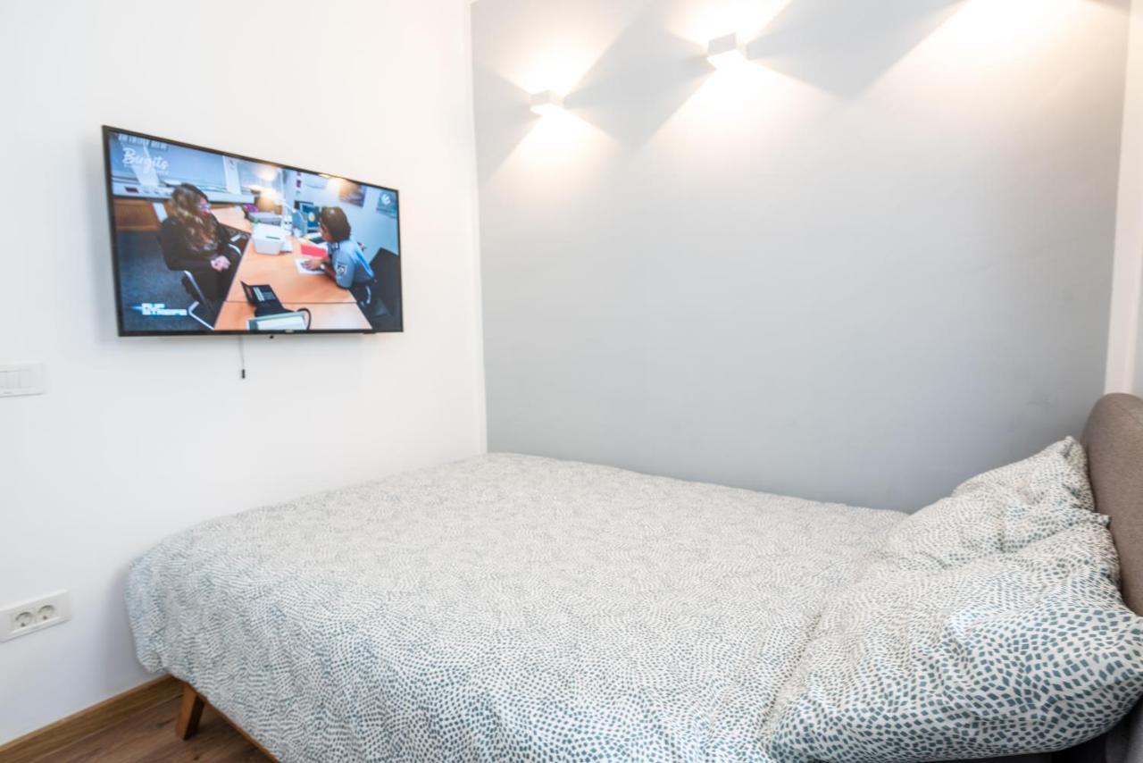 Cozy Design Apartament In Magheru Bukarest Eksteriør billede